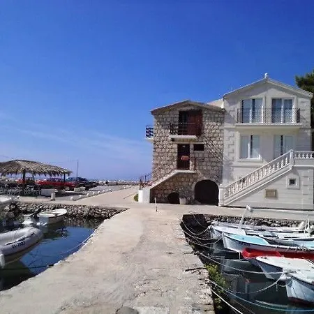 House Branimir *